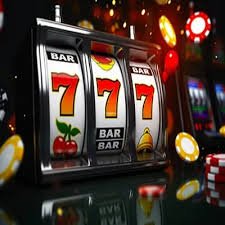 Pemain menikmati taruhan sepak bola dan live casino di slotdemo